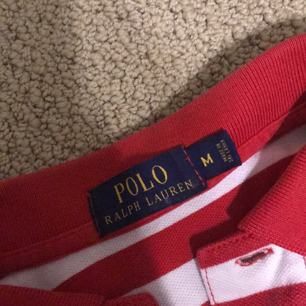 Red polo - Picture 2 of 2